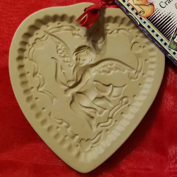 Brown Bag Cookie Art Mold Cupid Heart 1992 Crafts - Picture 2 of 8